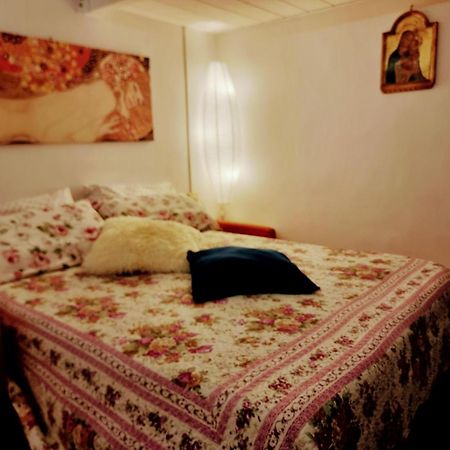 Laura B & B Firenze Bagian luar foto