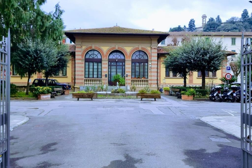 Laura B & B Firenze Bagian luar foto